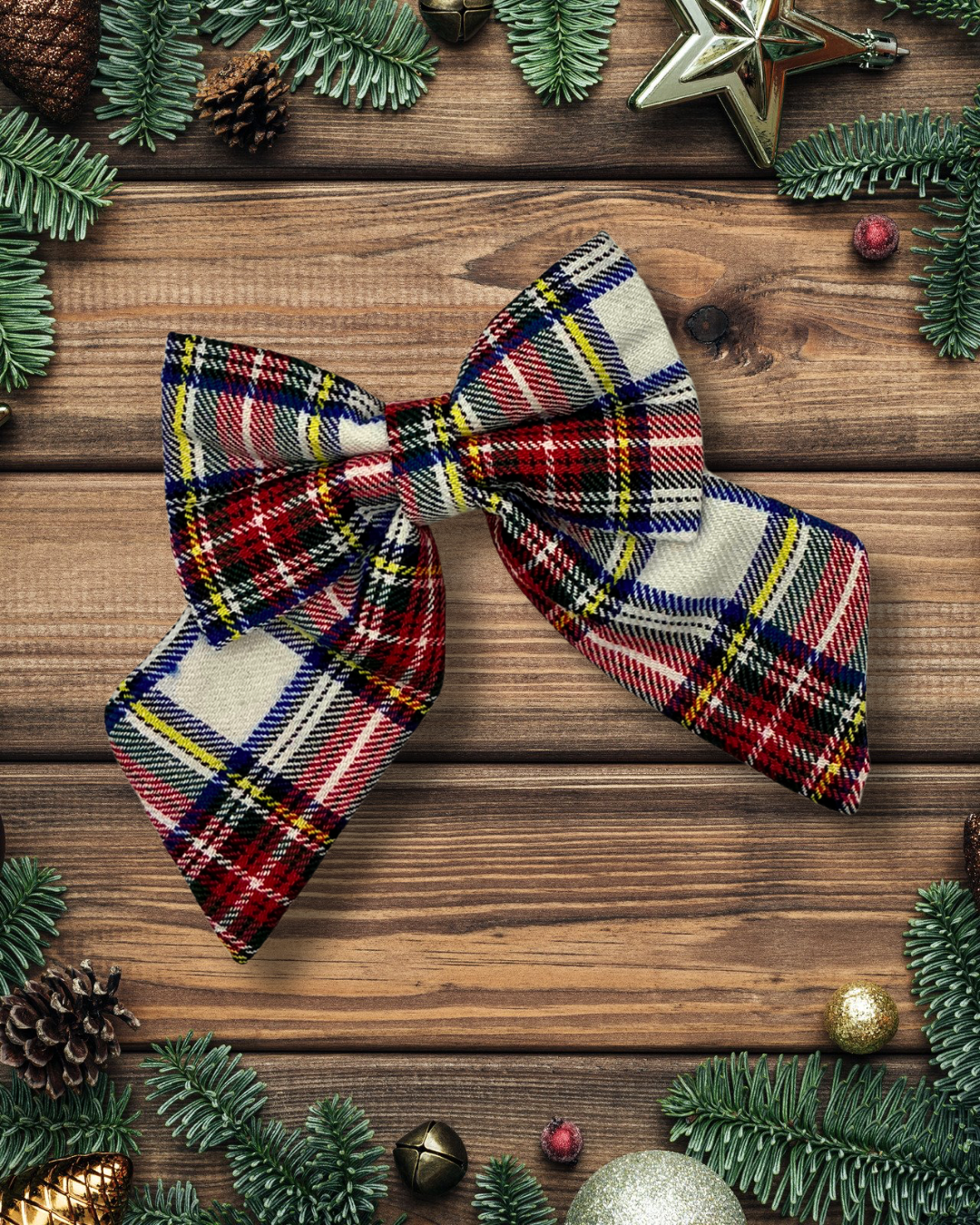 Heritage Hound - Winter White Hair Bow