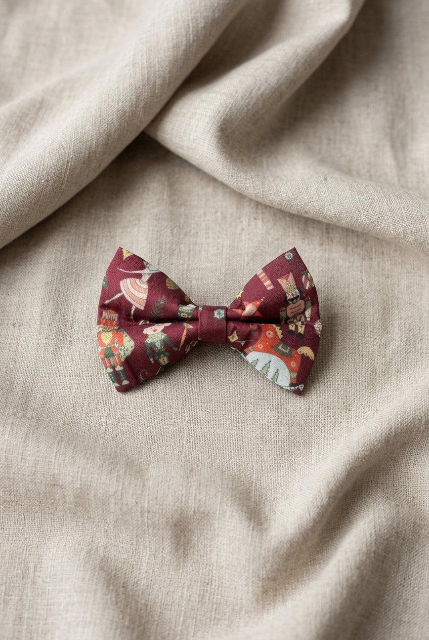 Mistletoe Magic - Christmas Magic Bow Tie