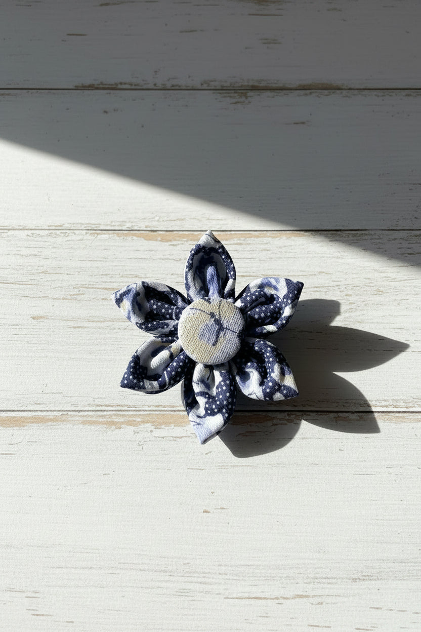 Midnight Tide Collar Flower