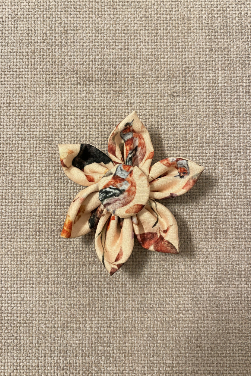 Flocked! Collar Flower