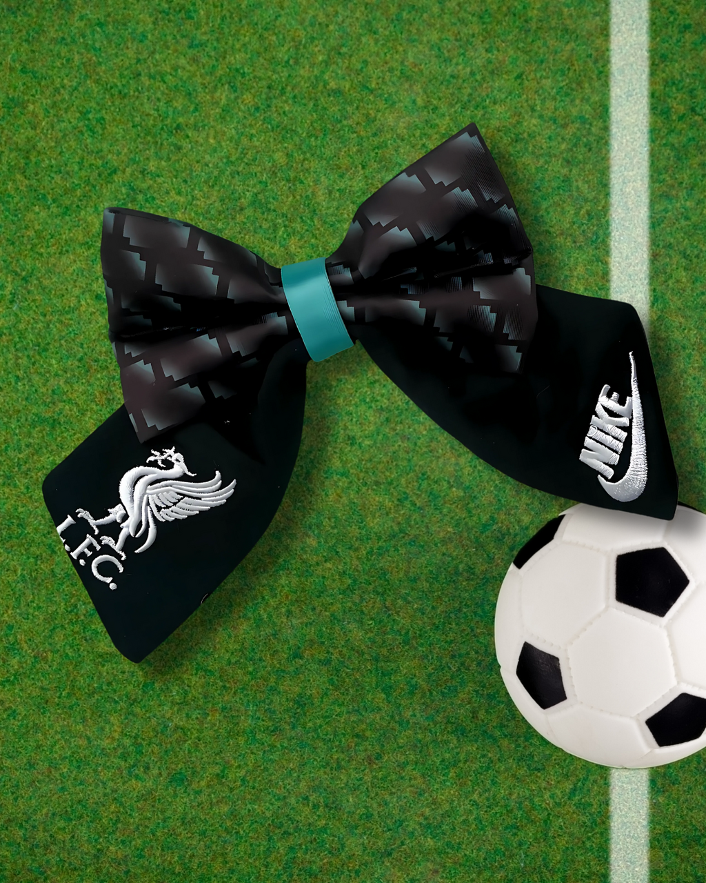 Liverpool F.C. SUPAW Fan Sailor Bow - Black