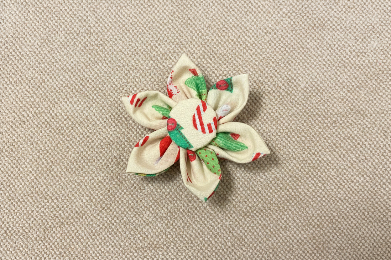 Christmas Collar Flower