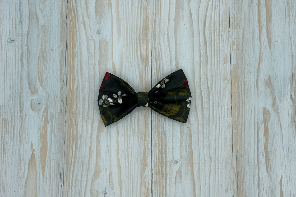 Bark & Berry Bow Tie