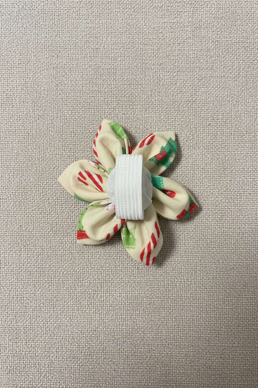 Christmas Collar Flower