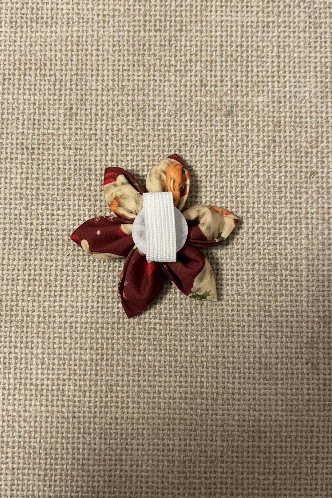 Vintage Santa Collar Flower