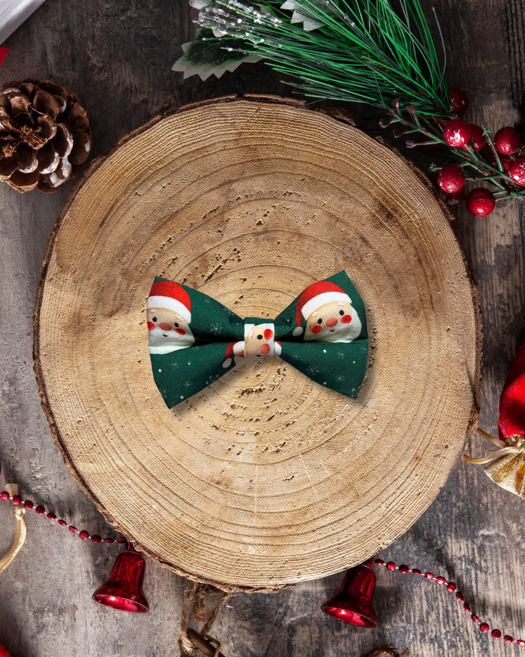 Green Santa Bow Tie
