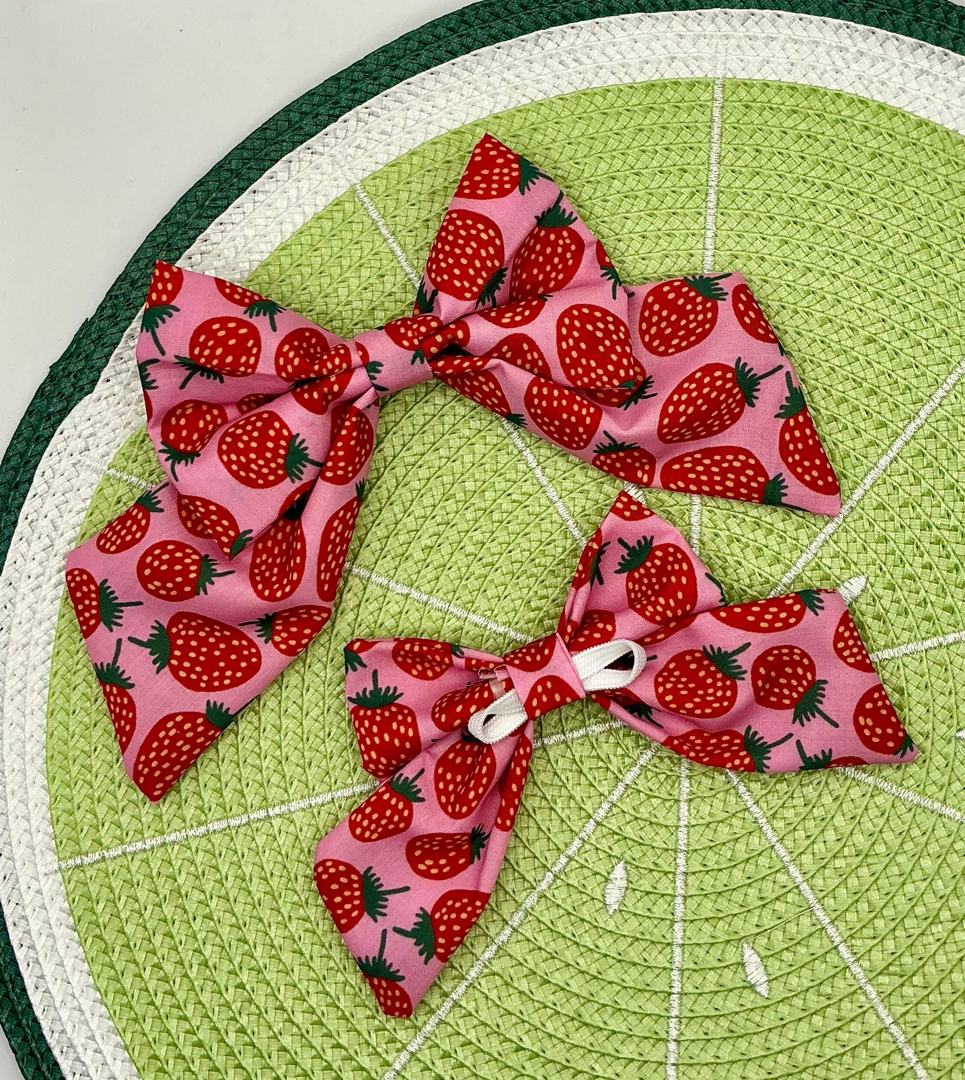 Sunshine & Sniffs: Berry Cute Sailor Bow