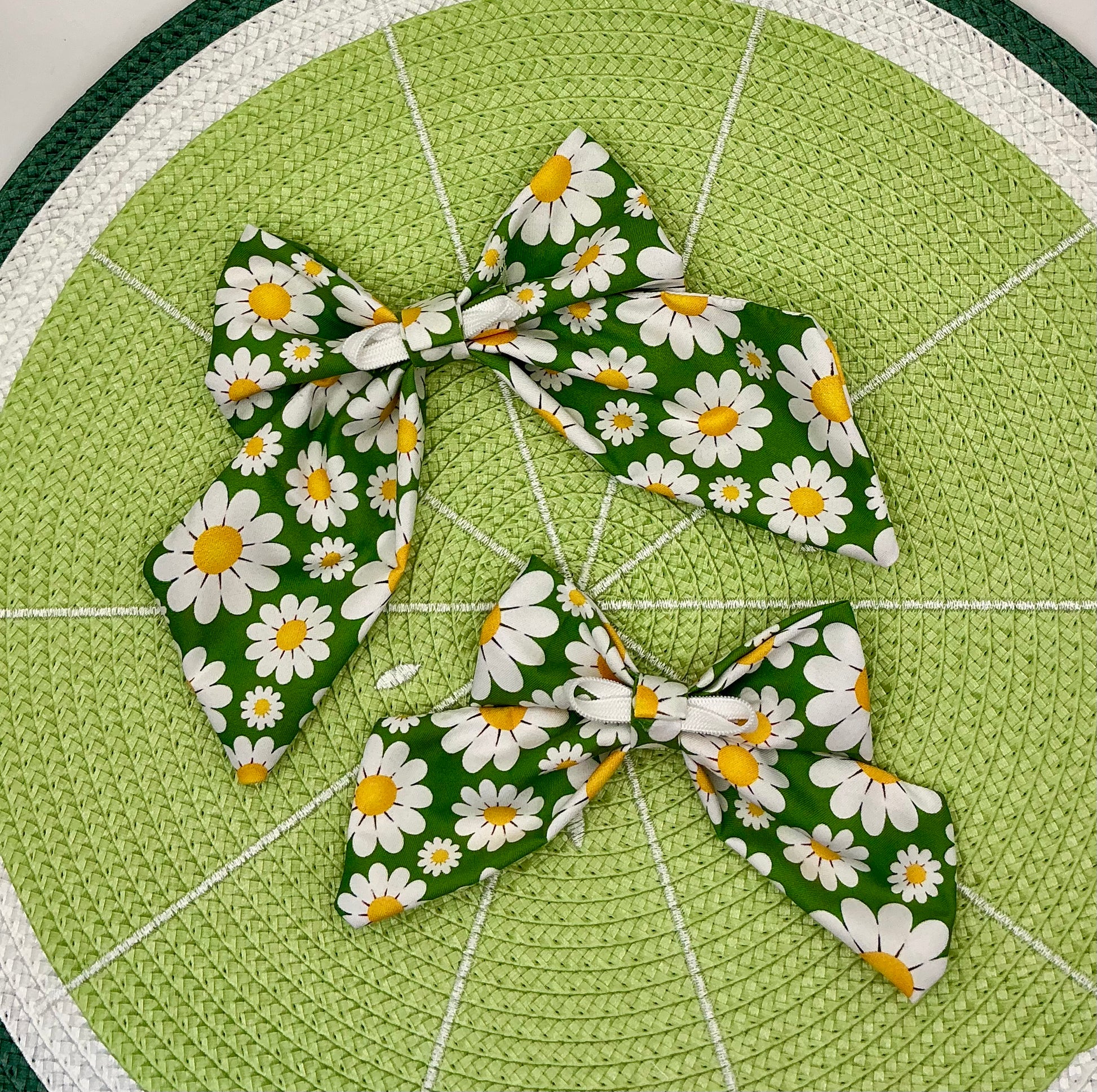 Sunshine & Sniffs: Daisy Chain Sailor Bow