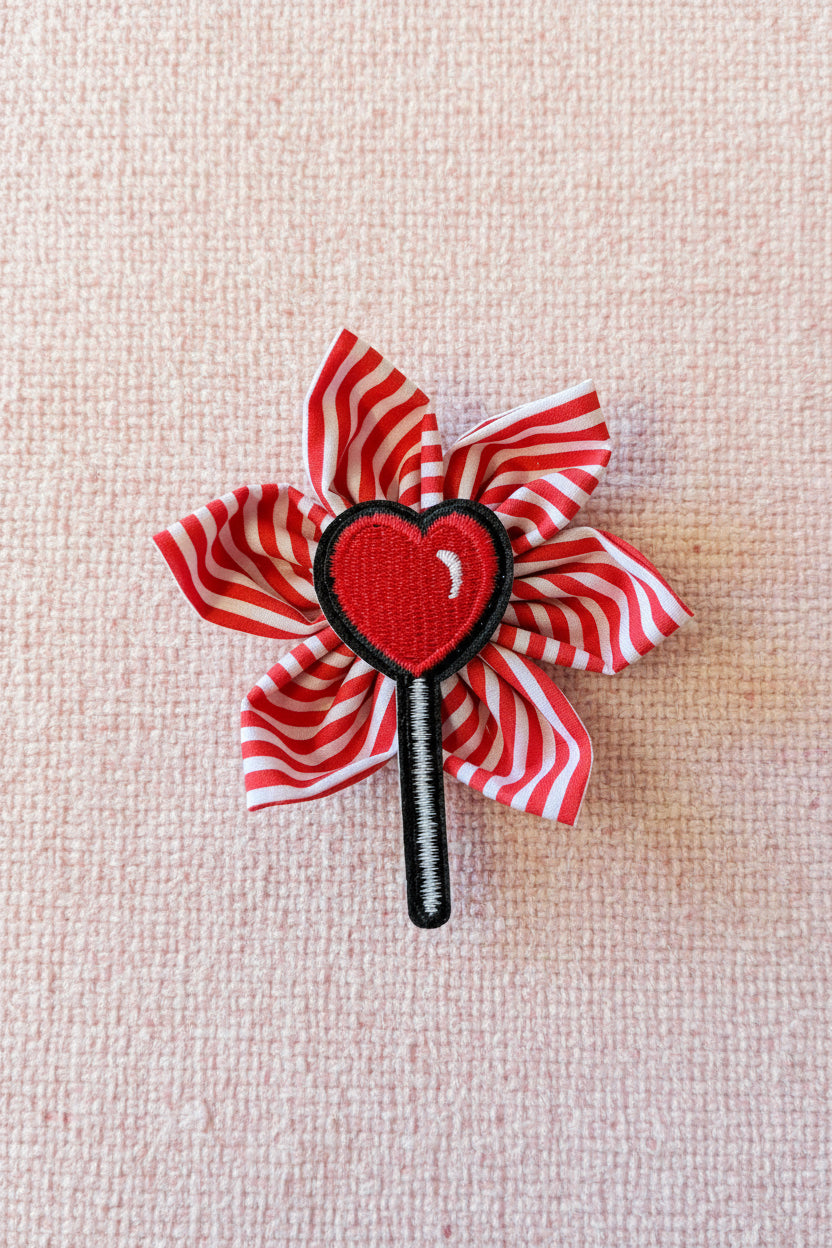 Valentines Love Pop - Collar Flower
