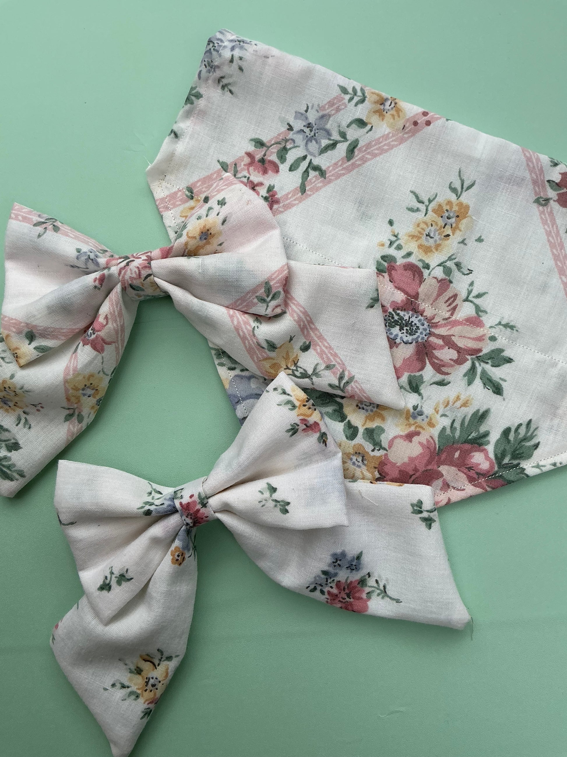 Picnic PAWfect: Cottage Charm Sailor Bows