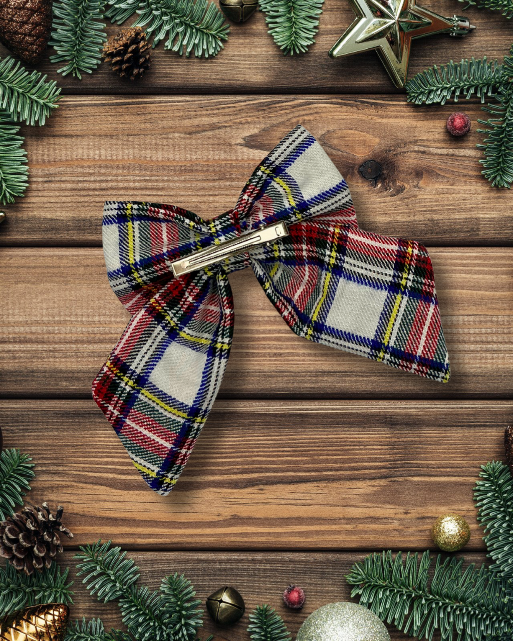 Heritage Hound - Winter White Hair Bow