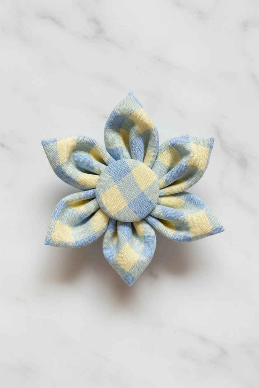 Heritage Hound - Bluebell Gingham Collar Flower