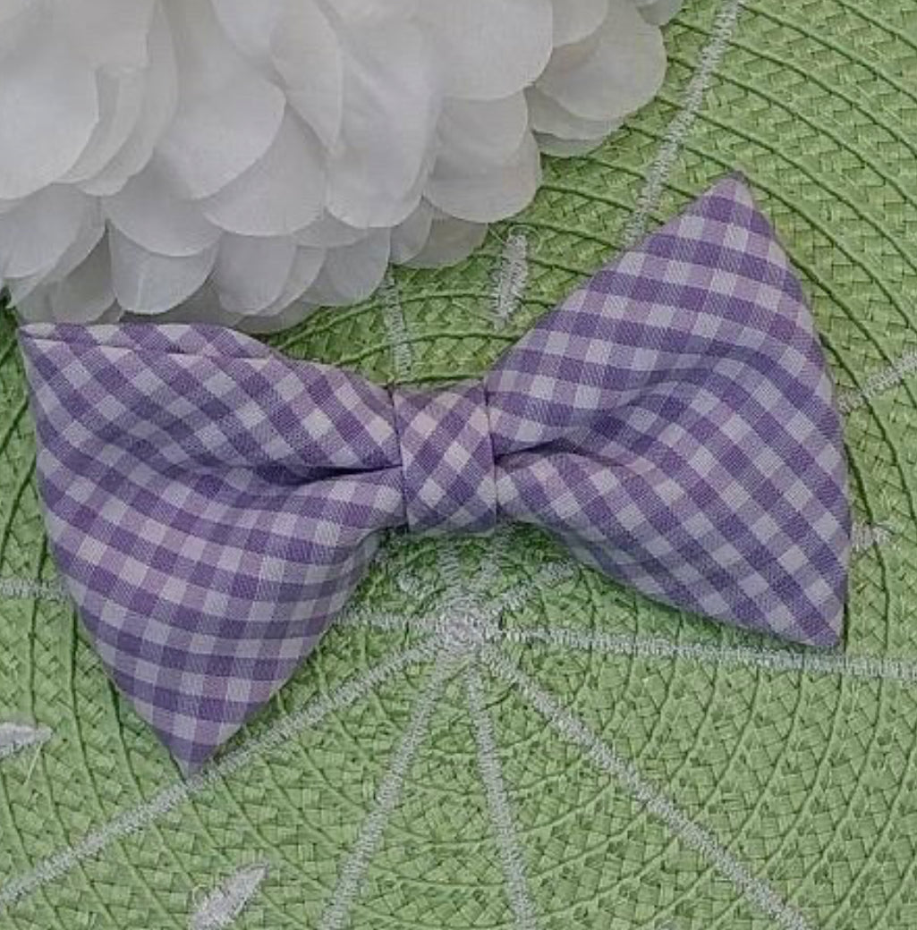 Sunshine & Sniffs PAWfect Picnic Bow Tie