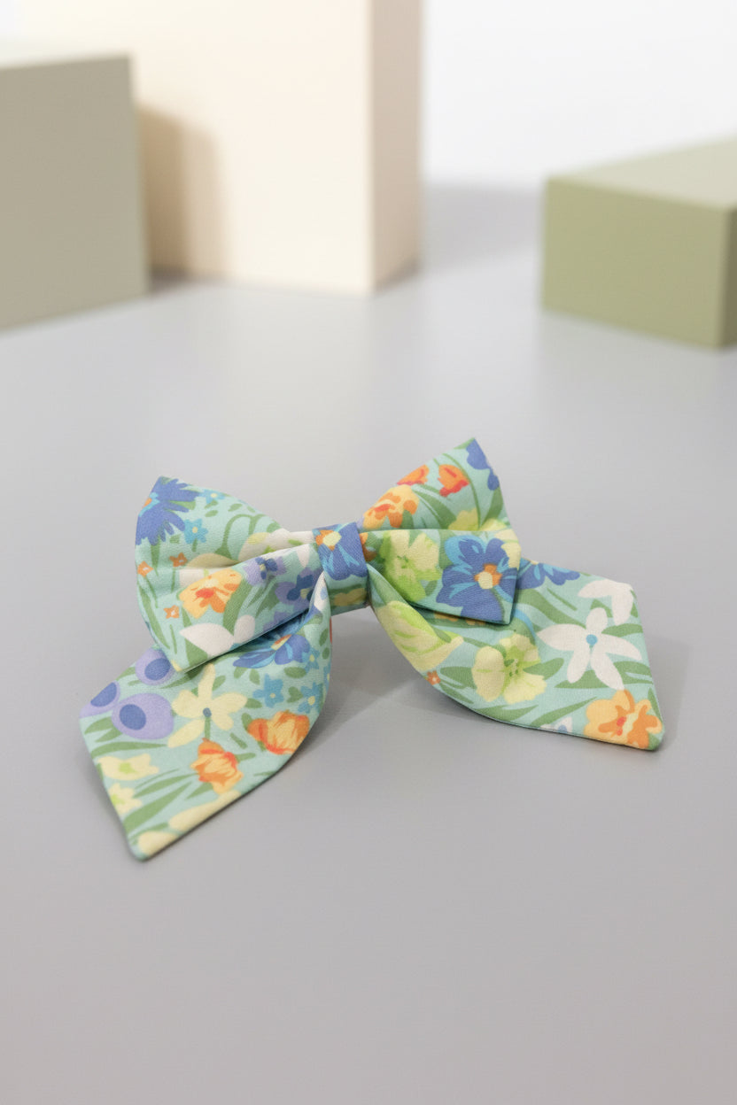 Wildflower Meadow Sailor Bow