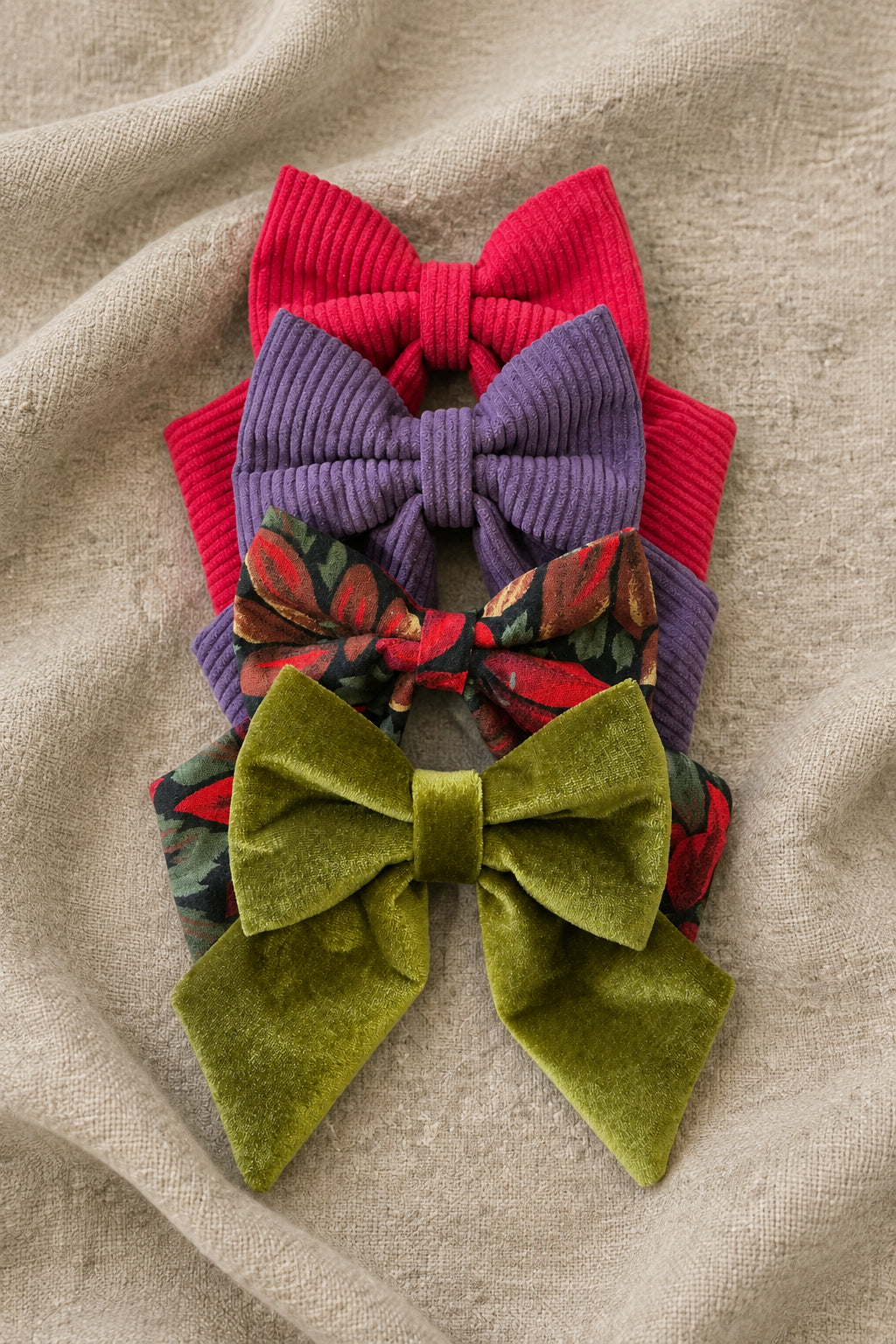 Social Season - Moss Green Velvet Sailor Bow