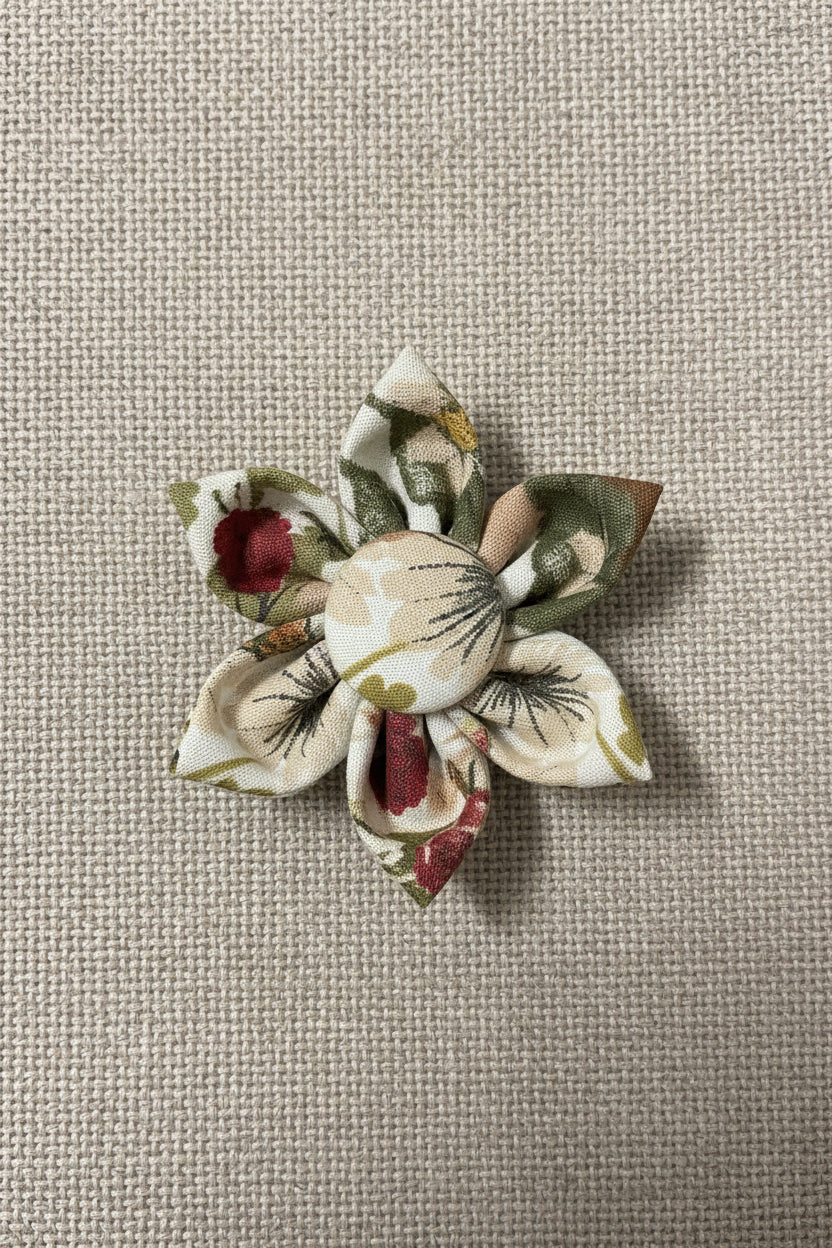 Woodland Magic Collar Flower