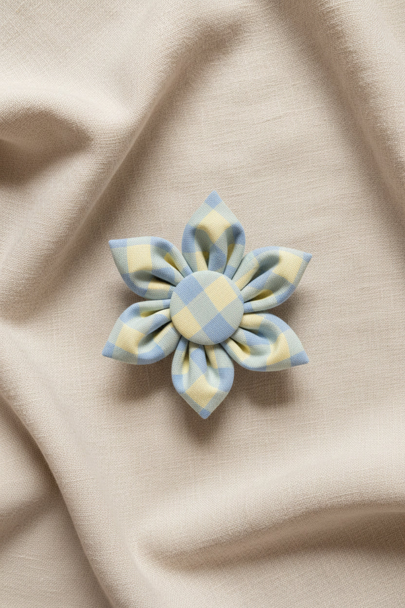 Picnic Pals - Peach Gingham Collar Flower