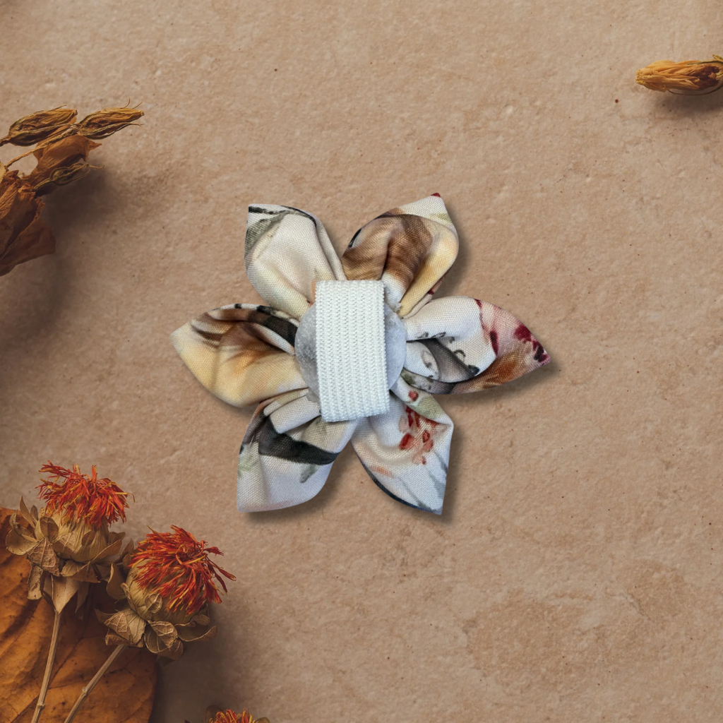 Highland Bloom Collar Flower