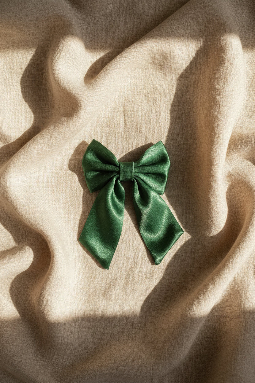 Social Season - Emerald Luxe Satin Hair Clip