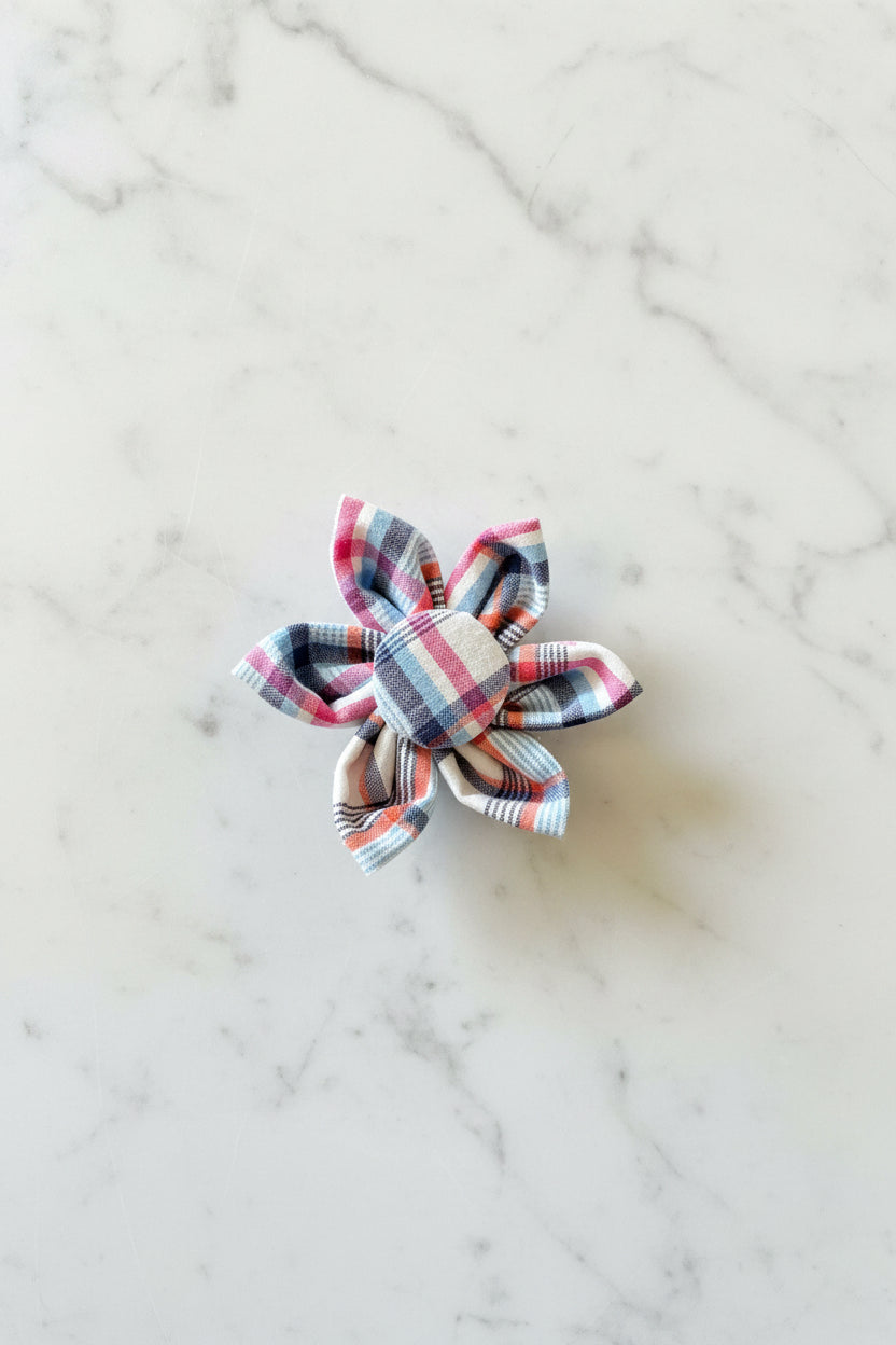 Check This! Collar Flower