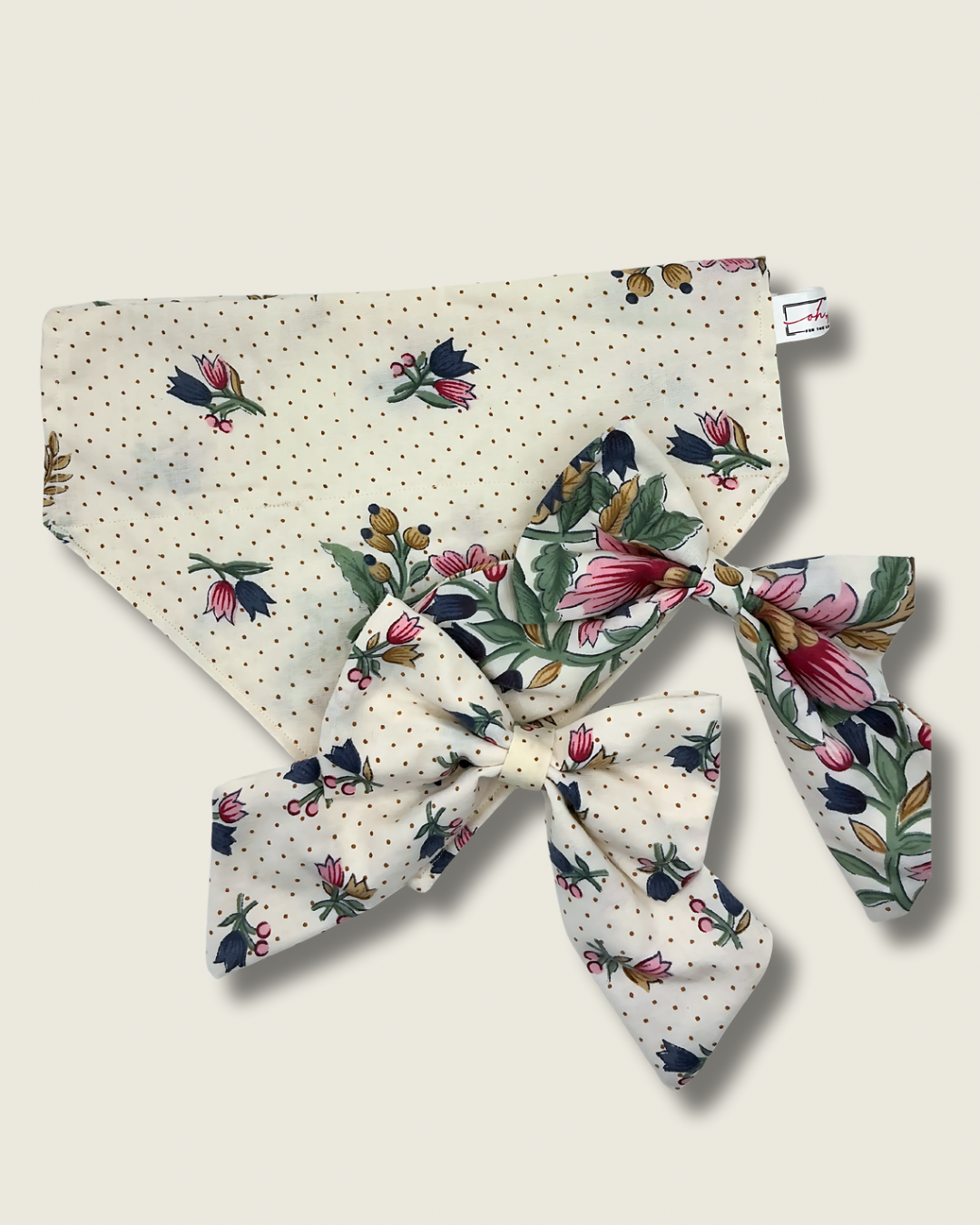 Picnic PAWfect: Cottage Charm Bandana