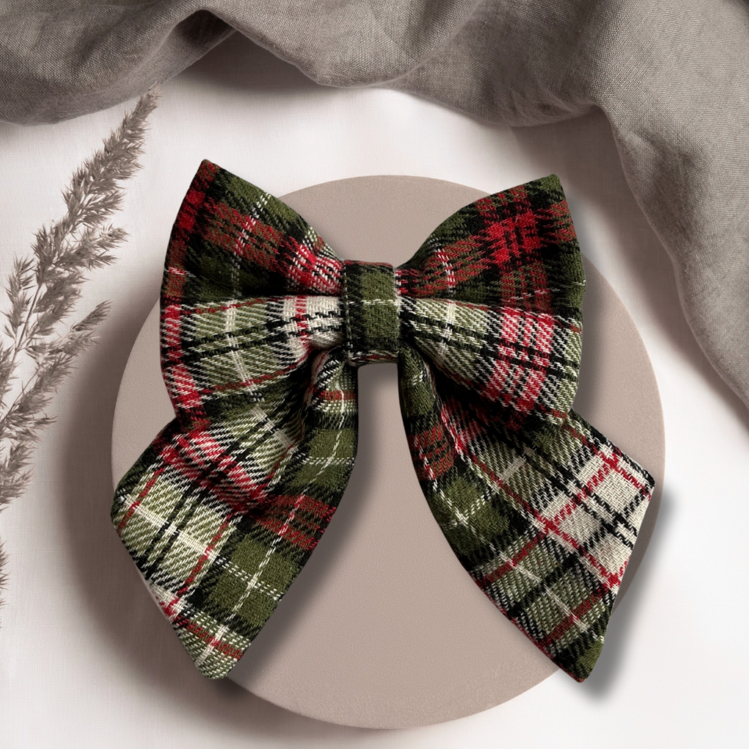 Heritage Hound Sailor Bow - Green Plaid