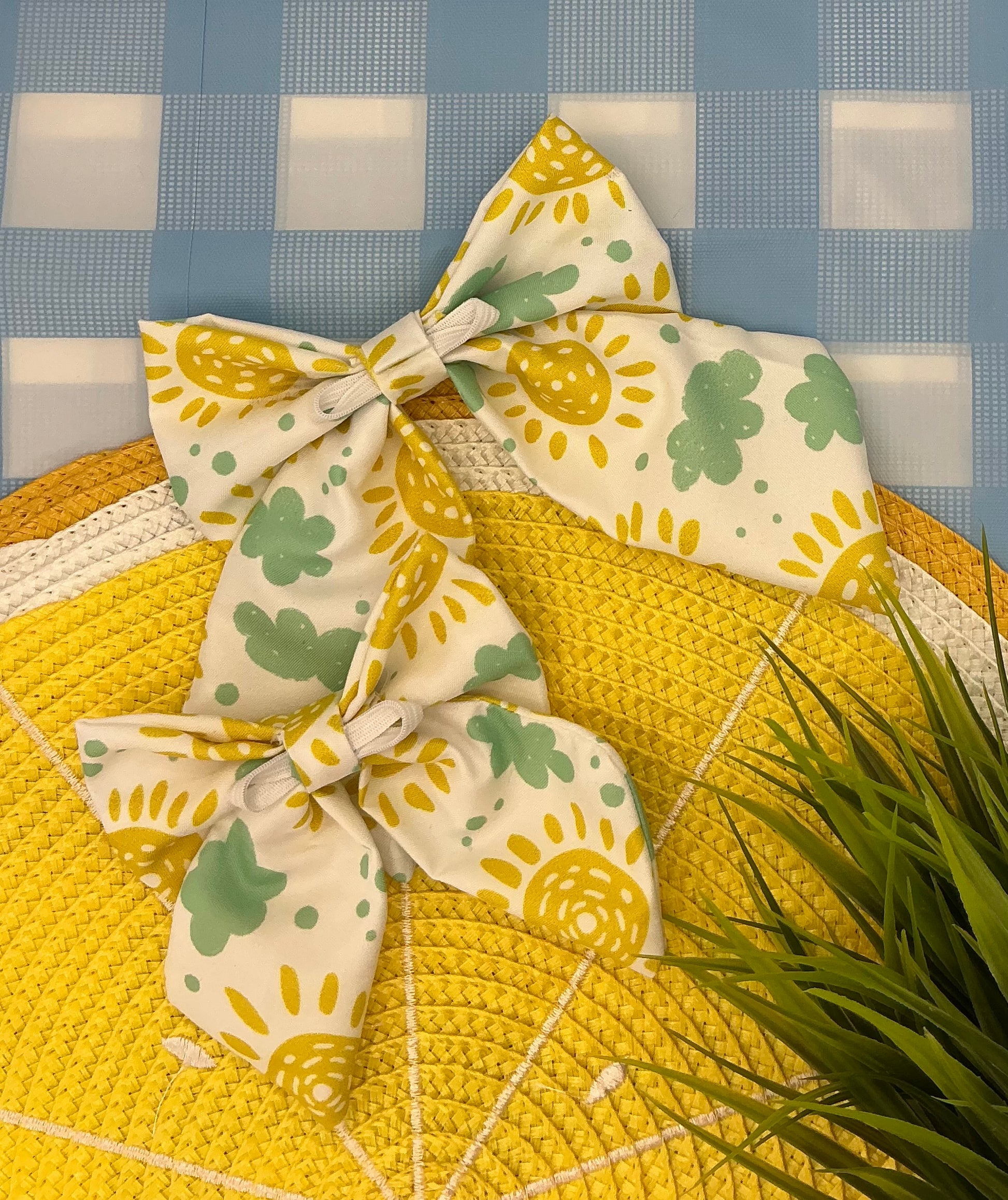 Sunshine & Sniffs Sunny Sailor Bow