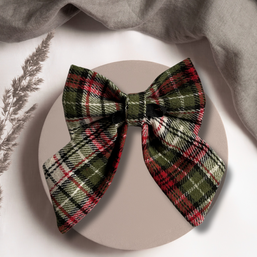 Heritage Hound Sailor Bow - Green Plaid