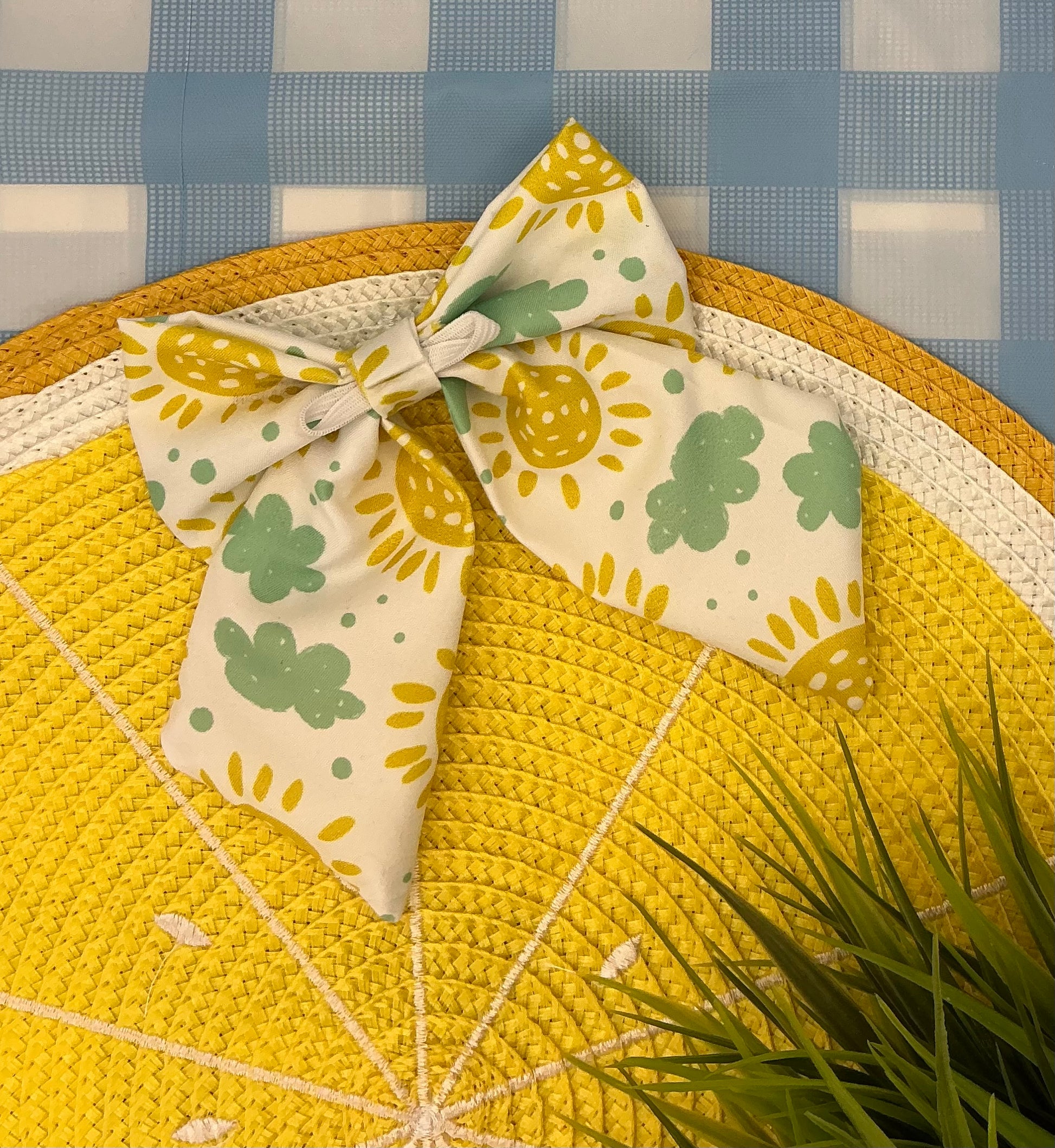 Sunshine & Sniffs Sunny Sailor Bow