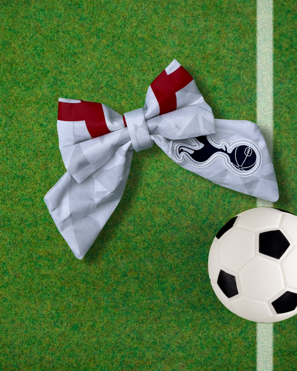 Tottenham Hotspur SUPAW Fan Sailor Bow