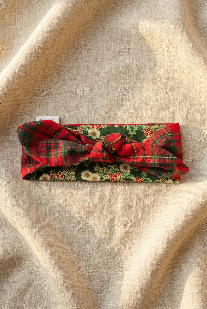 Tinsel + Tartan - Reversible Oh, Holly Days Neckerchief